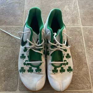 Nike Kyrie Flytrap 2 White Green Celtics Basketball Shoes  A0 4436-100 Men 13